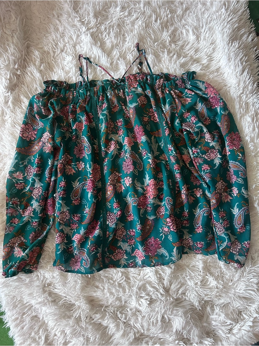 Xhilaration Cold Shoulder Top